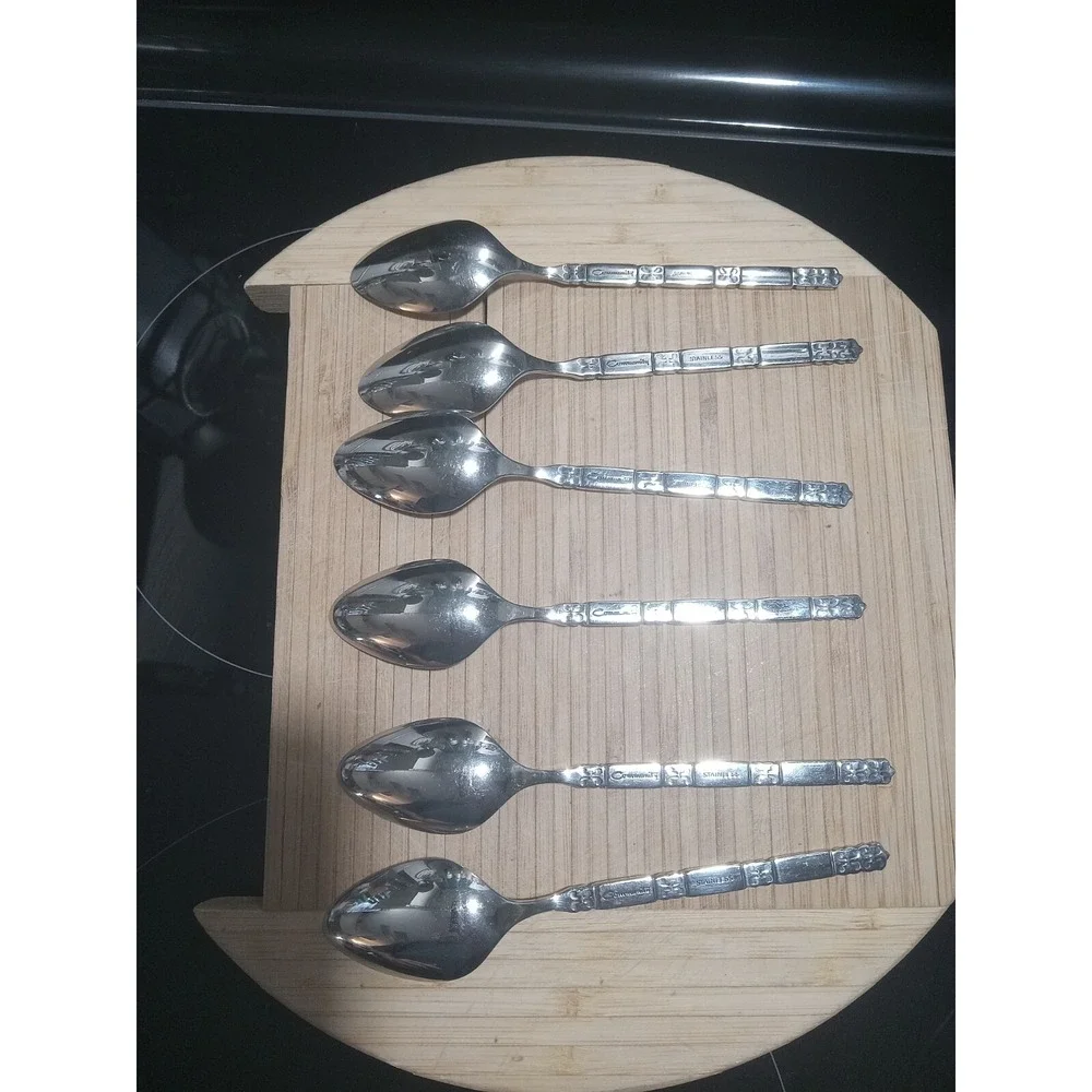 Oneida Community MADRID‎  No Black  Stainless 6 TeaSpoons   See Pictures